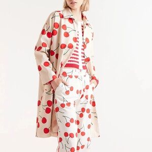 Compania Fantastica
Cherry Print Trench Coat